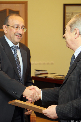 ANT_0217.jpg ANT_0217.jpg