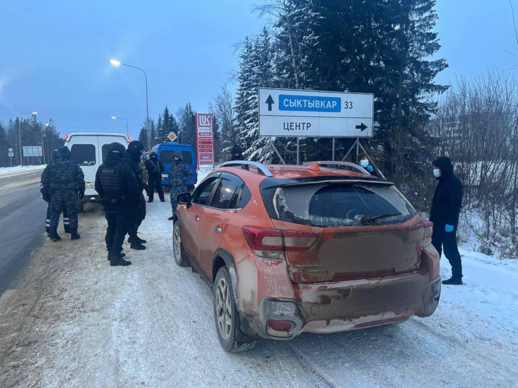 Под Сыктывкаром задержали курьера с крупной партией наркотиков