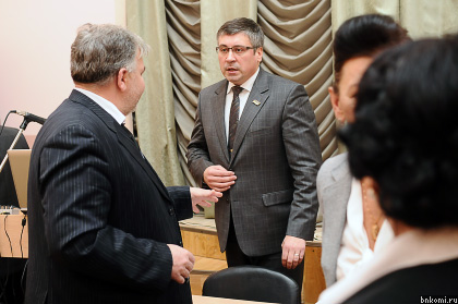 KIR_2812.jpg KIR_2812.jpg