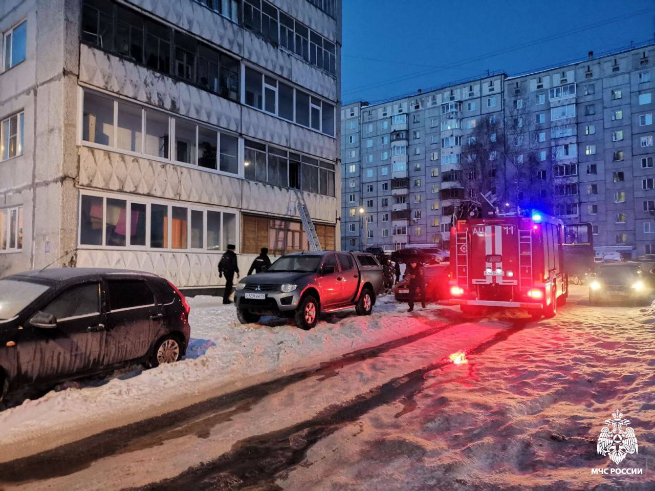 В Сыктывкаре два человека пострадали во время пожара в квартире « БНК