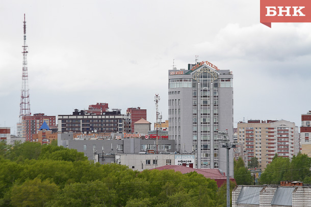 «Народный корреспондент»: в сыктывкарской «Свечке» люди заблокированы в лифте