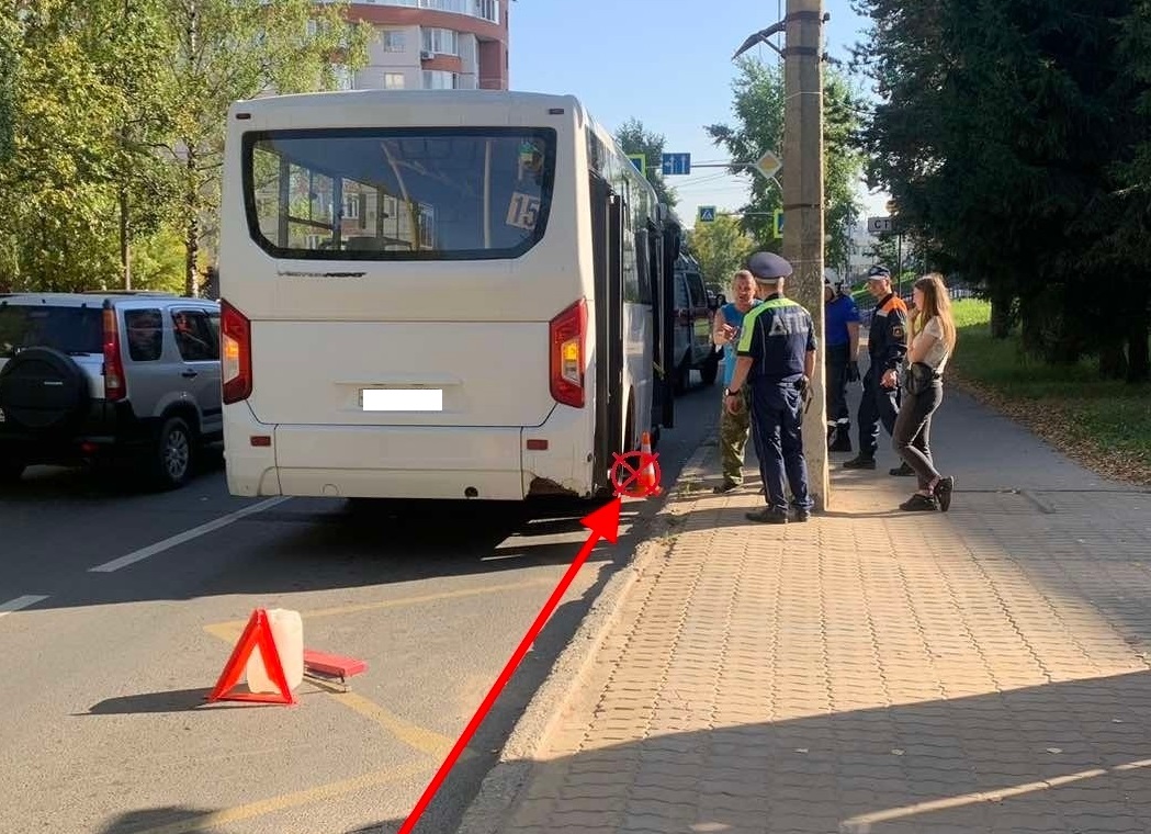 Падение женщины на проезжую часть в Сыктывкаре привлекло внимание главы СКР