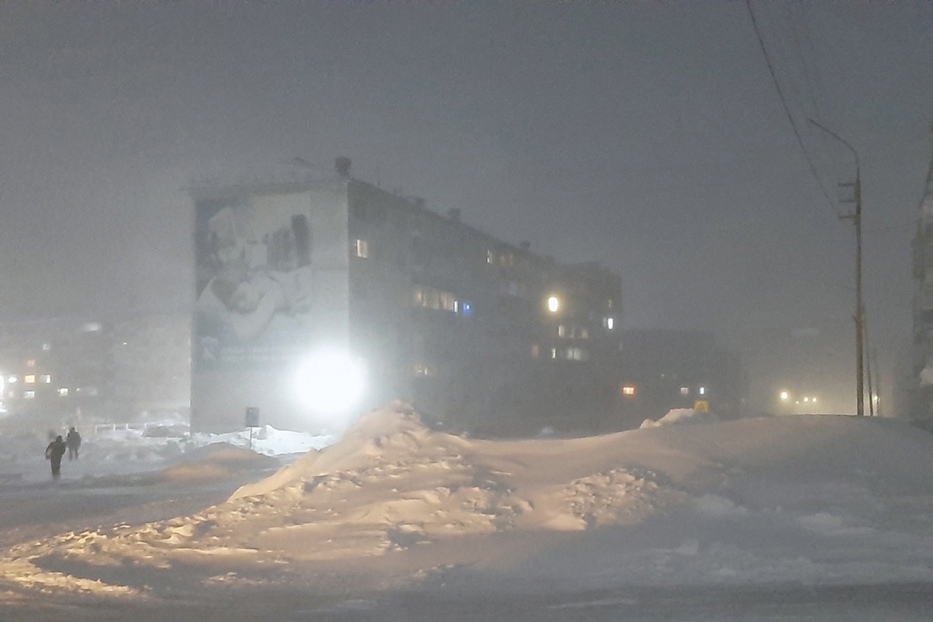 В Воркуте закрыли кольцевую дорогу из-за непогоды