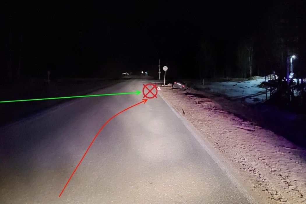 В Коми на трассе сбили подростка