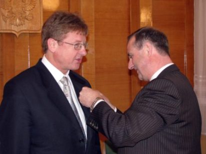 intsess2.jpg intsess2.jpg