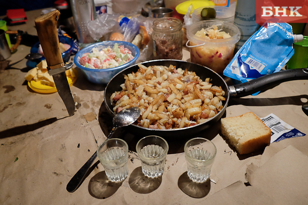 Житель корткеросского села выжил после 18 ударов ножом