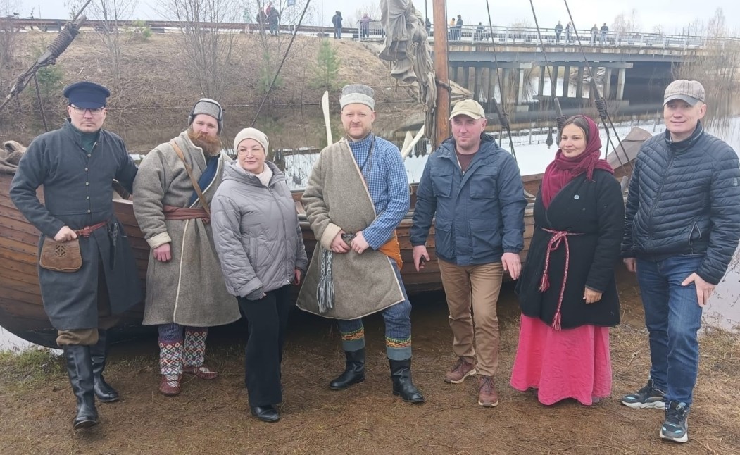 Реконструкторы из Коми проплывут на ладье по старинному торговому пути до Великого Устюга