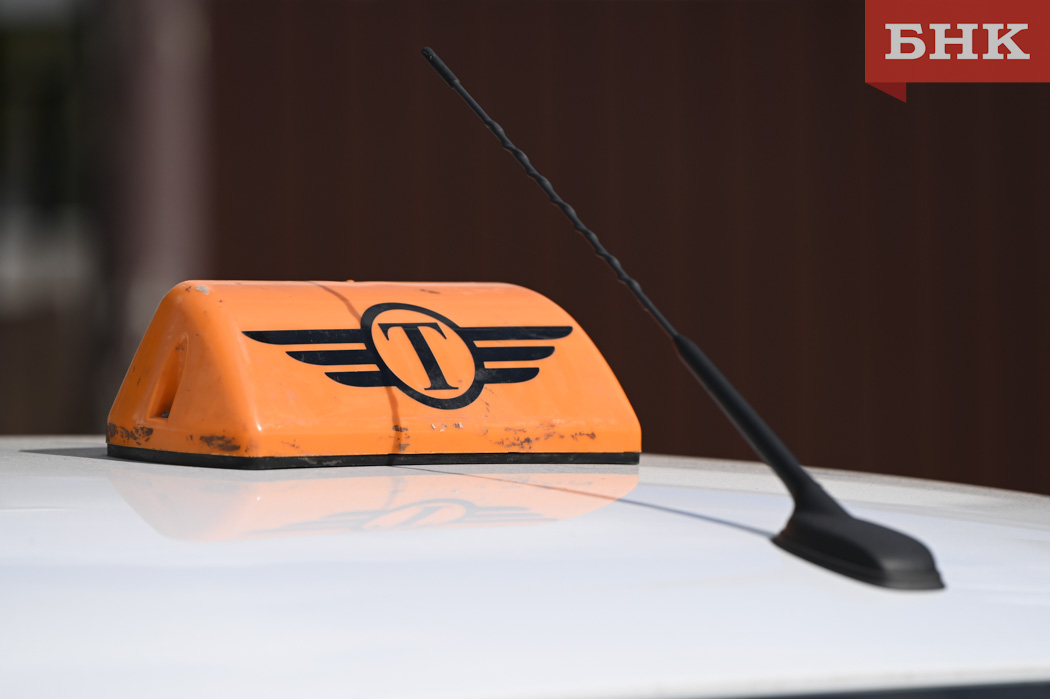 В Троицко-Печорске нетрезвый пассажир угнал такси