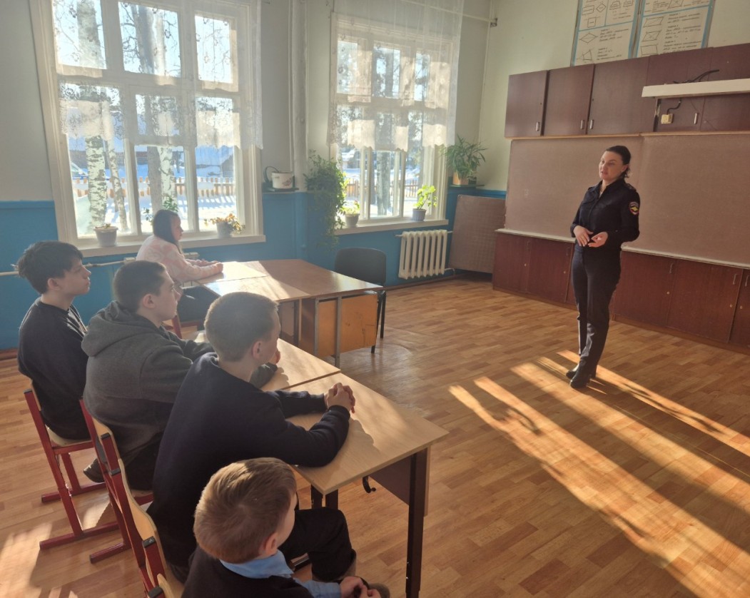 Сотрудники Госавтоинспекции Ухты провели профилактические мероприятия в селе Кедвавом