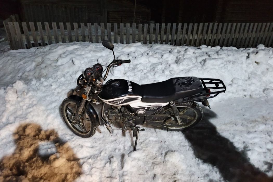 Усть-куломские подростки на мопеде устроили ДТП и попали в больницу