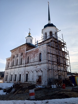 В храме деревни Ляли появится иконостас