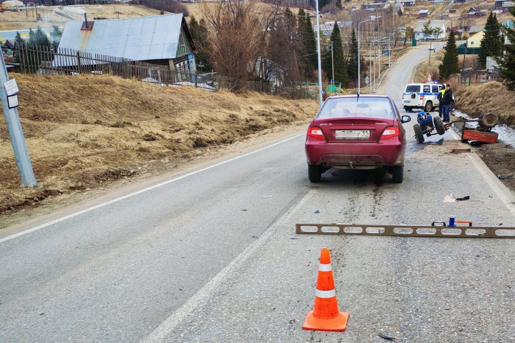 Водителю иномарки «помешал» мотоблок в Коровьем Ручье