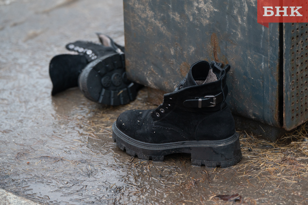 Ижемский бомж до полусмерти избил ботинком хозяйку дома