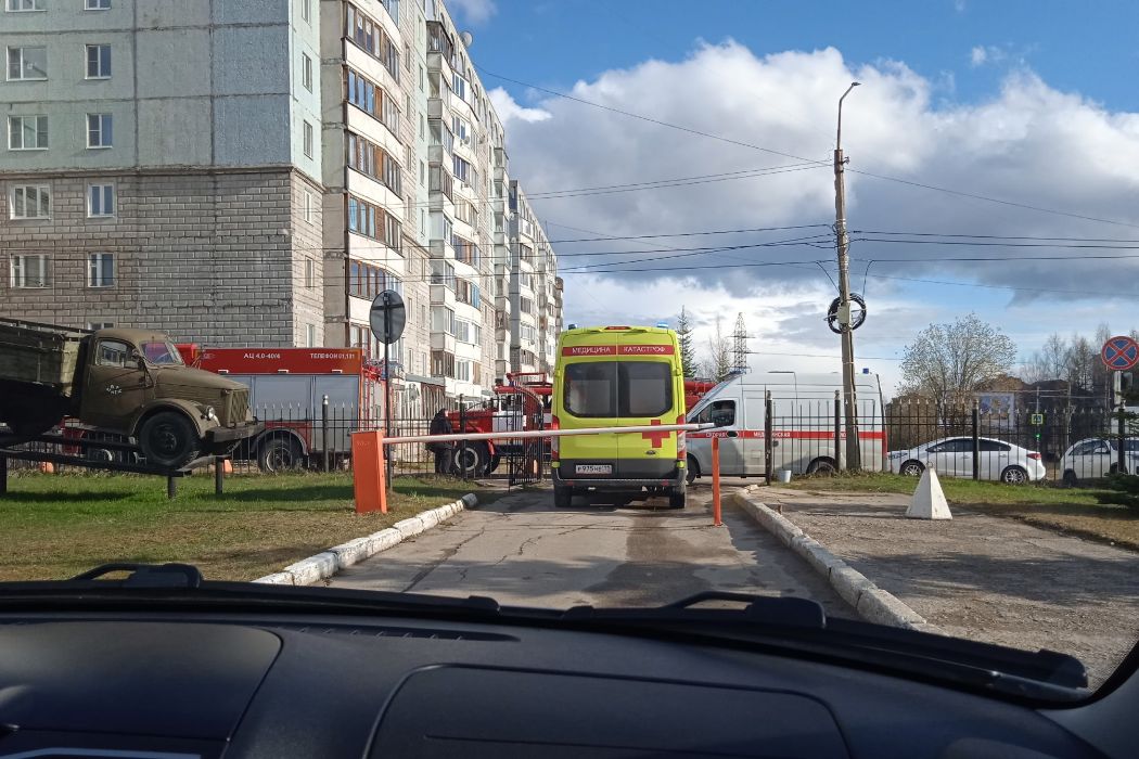 В Сыктывкаре загорелся многоквартирный дом