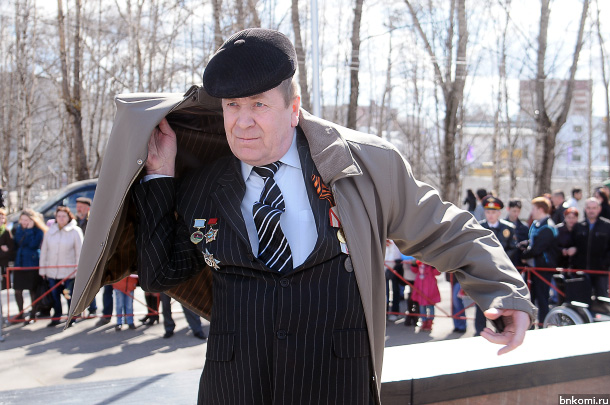 KIR_1128.jpg KIR_1128.jpg