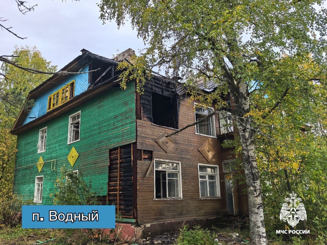 В ухтинском поселке на пожаре погиб мужчина