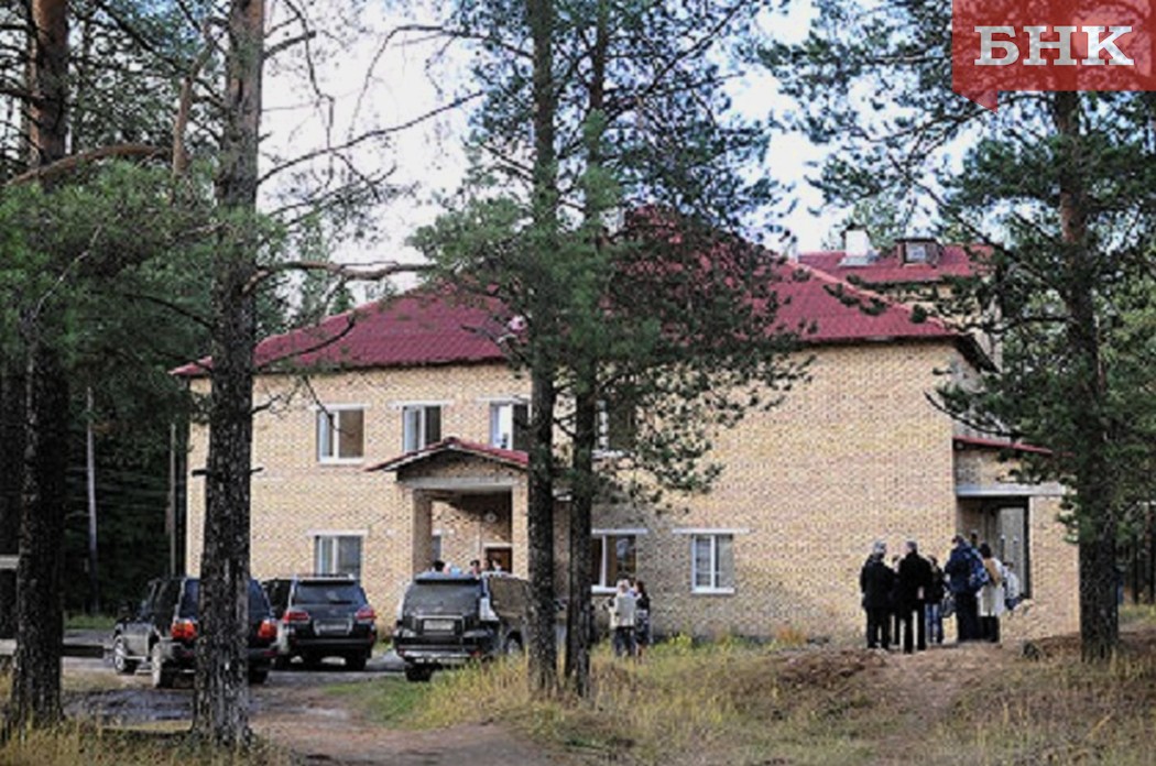 Власти Усть-Куломского района опровергли слухи о закрытии стационара в Помоздино