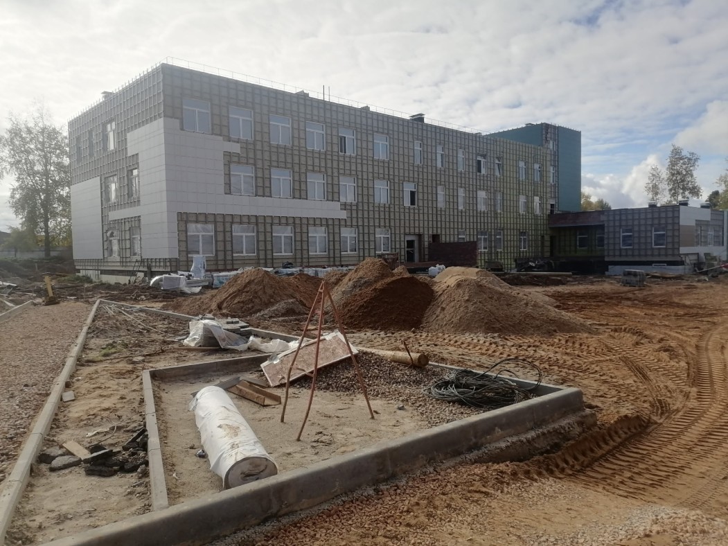 Новую поликлинику в Усть-Куломе достраивают под контролем Госстройнадзора