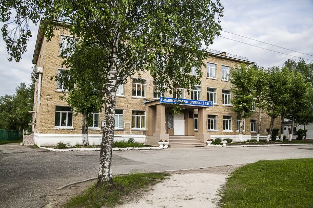 HNT_20130620_1школа(Гуманитарный лицей) (Ухта)_191209.JPG HNT_20130620_1школа(Гуманитарный лицей) (Ухта)_191209.JPG