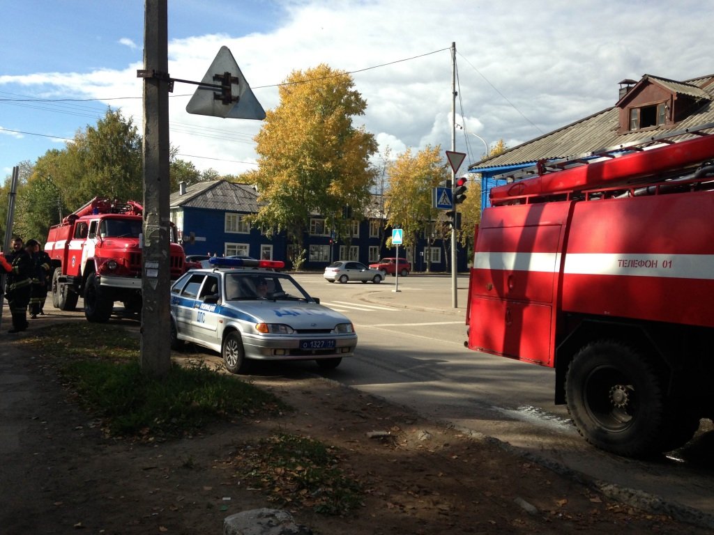 В Сыктывкаре полицейский УАЗ врезался в «десятку» « БНК