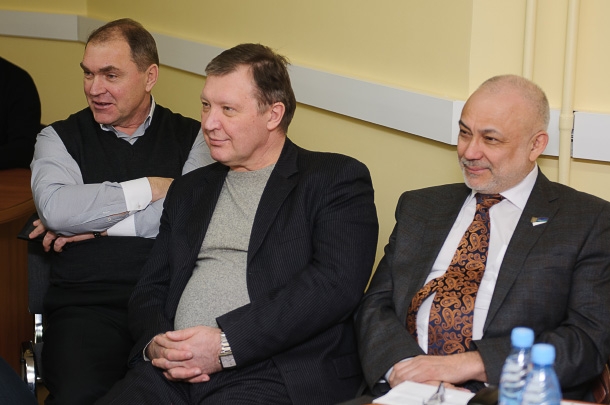 KAB_2933.jpg KAB_2933.jpg