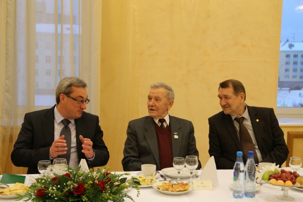 glava_konstit_02.jpg glava_konstit_02.jpg