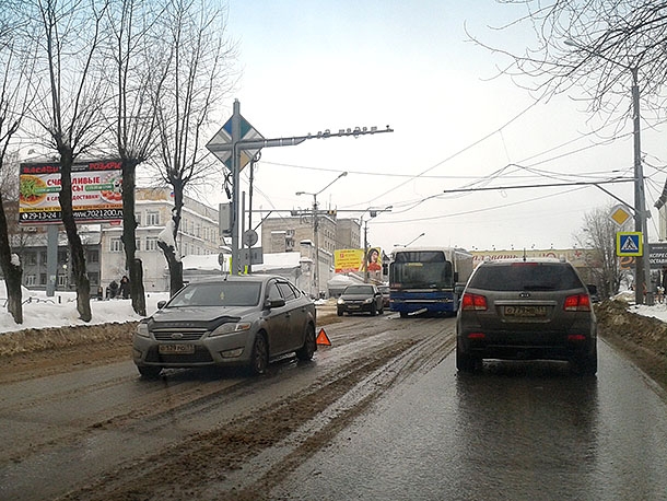 avtobus-ford2.jpg avtobus-ford2.jpg