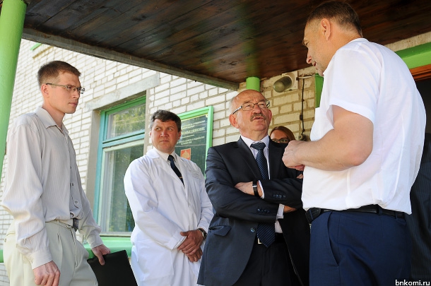 RET_7876.jpg RET_7876.jpg