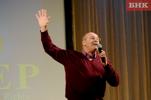 KIR_7884.jpg KIR_7884.jpg