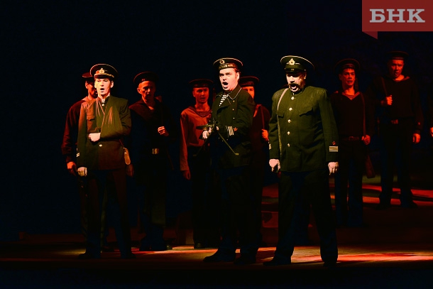 KIR_9949.jpg KIR_9949.jpg