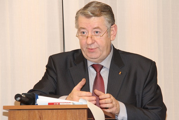 tar_4546.jpg tar_4546.jpg