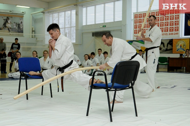 KIR_3321.jpg KIR_3321.jpg