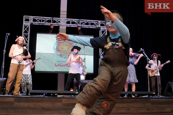 KIR_3599.jpg KIR_3599.jpg