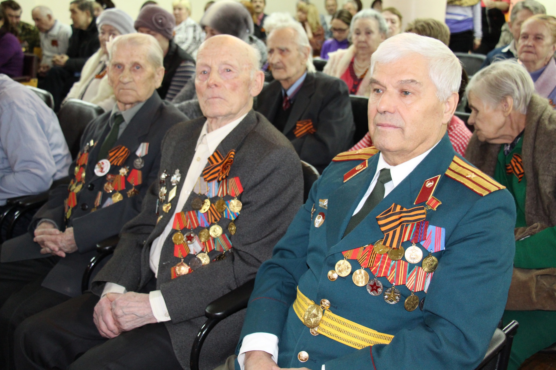 В Печоре ветеранам Великой Отечественной войны вручили юбилейные медали «  БНК