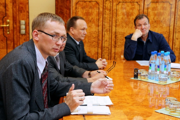 centry_2.jpg centry_2.jpg