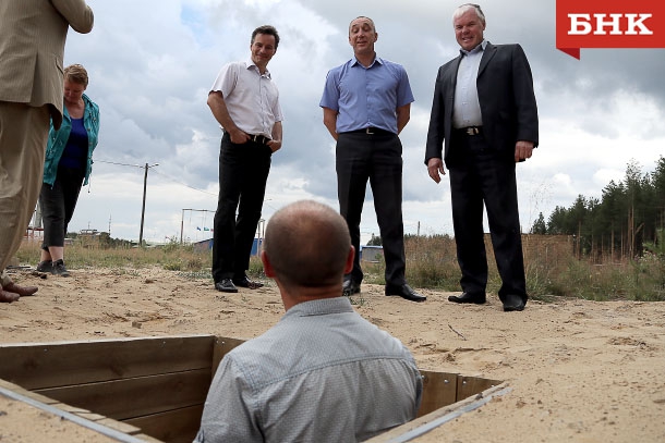 ANT_3105.jpg ANT_3105.jpg