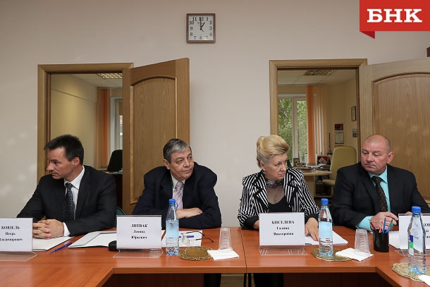 ANT_8074.jpg ANT_8074.jpg