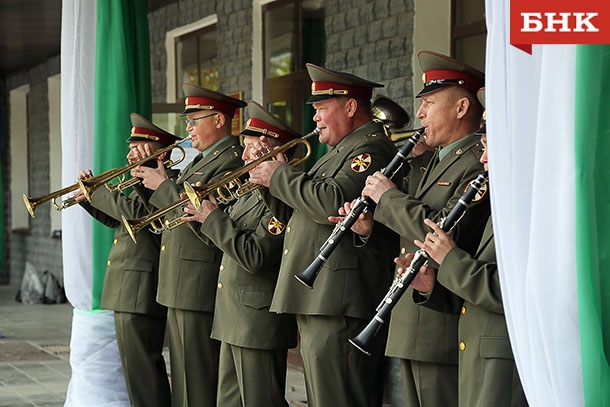 ANT_0006.jpg ANT_0006.jpg