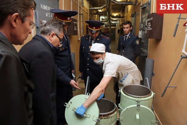 ANT_1216.jpg ANT_1216.jpg