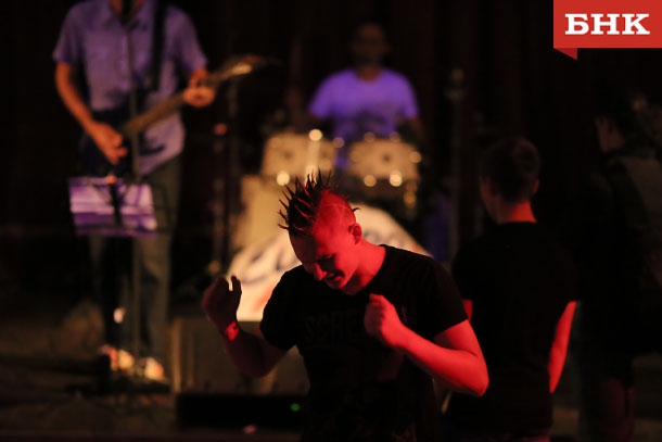 ANT_2710.jpg ANT_2710.jpg