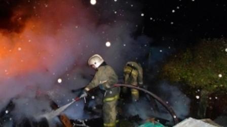 Неисправность печи привела к пожару в частном доме