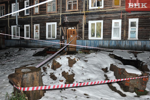 В Краснозатонском назрел «канализационный скандал»