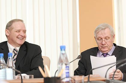 getattach-2.jpg getattach-2.jpg