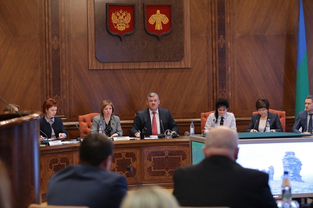 Glava_sov95_11.jpg Glava_sov95_11.jpg