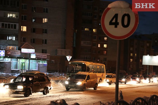 Госавтоинспекторы Сыктывкара проверяют автобусы «для профилактики»