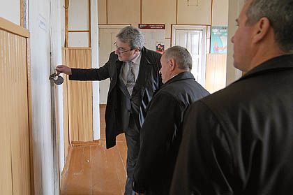 KIR_9818.jpg KIR_9818.jpg