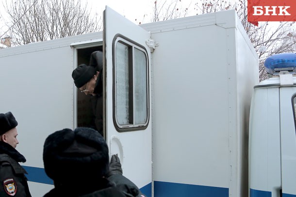 Александр Протопопов вину не признал