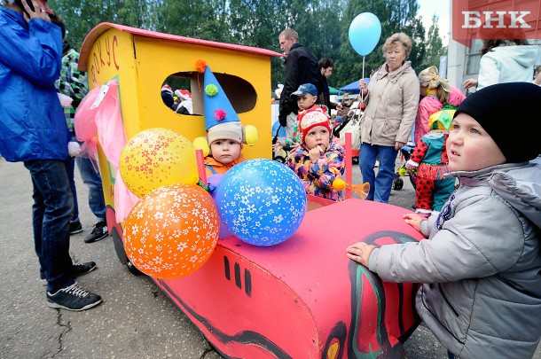 В муниципалитетах Коми пройдут парады детских колясок