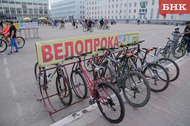 Вел 5. Нижегородская 5 велосипеды. Велосипед на пятерых в Сокольниках прокат. Велосипед за 5 тысяч 2029 год лента Омск.