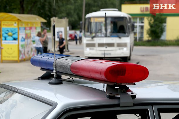 Полиция Сыктывкара задержала подозреваемого в нападении с ножом на девушку